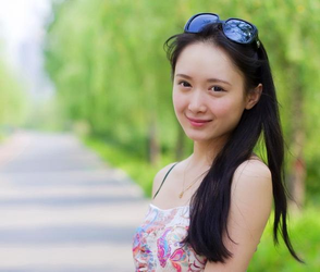 可以c女性角色拔萝卜的游戏玩法